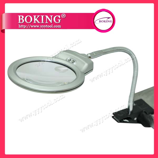 Magnifier with Light