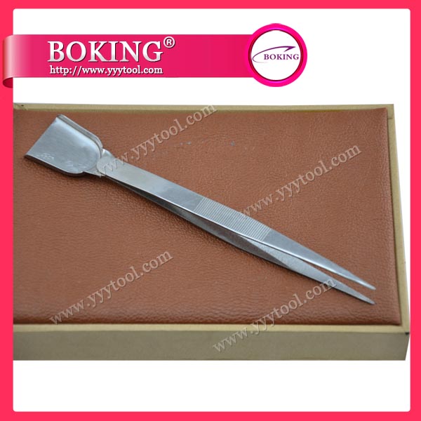 Tweezers With Shovel